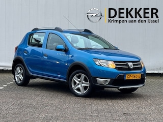 Dacia Sandero 0.9 TCe Stepway Lauréate met Navigatie, Trekhaak, All Season Banden, PDC