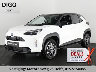 Toyota Yaris Cross 1.5 HYBRID BI-TONE MET LUXERY PACK GARANTIE-2033 CLOUD NAVIGATIE .CLIMA.CRUISE.KEYLESS.