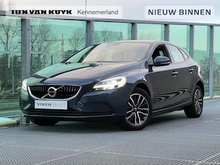 Volvo V40 1.5 T2 Polar+ Automaat, Climate control, Cruise control, Verwarmde voorstoelen, Full led koplampen