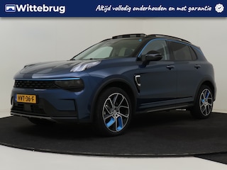 Lynk & Co 01 1.5 | Benzine | Glazen | Panoramadak | Adaptive cruise control | Parkeersensoren
