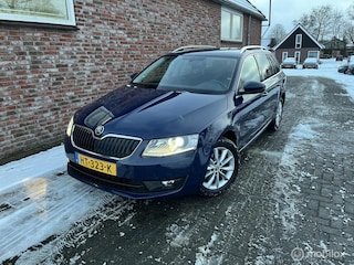 Skoda Octavia Combi 1.4 TSI Greentech JOY Businessline