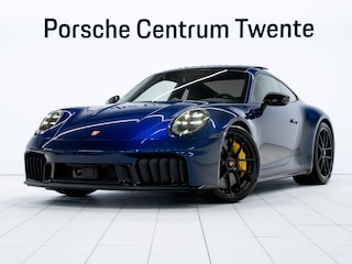 Porsche 911 Carrera 4 GTS