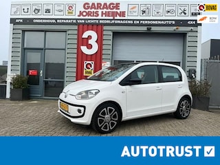 Volkswagen Up IN PRIJS VERLAAGD ! 94000 km 6 mnd garantie 1.0 move up! BlueMotion