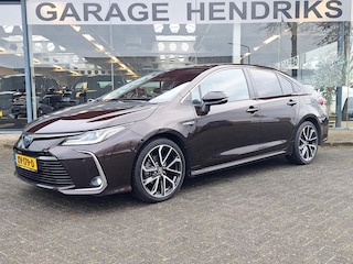 Toyota Corolla 1.8 Hybrid Executive Sedan | Trekhaak | Blindspot | Adaptive CC | Leder-Stof | Occasion