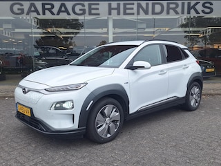 Hyundai Kona EV Premium 64 kWh | Leder | LED | Adaptive CC | Camera | (occasion)