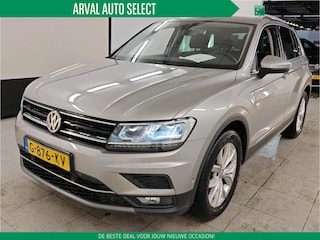 Volkswagen Tiguan 1.5 TSI 150pk Automaat Highline Executive| Leder | Winterpakket | Stoelverwarming | Camera PDC | CarPlay |ACC|18