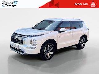 Mitsubishi Outlander 2.4 PHEV First Edition € 6.000 + € 500 euro Accessoire cheque | Snel rijden | 8 JAAR GARANTIE | Totaalprijs