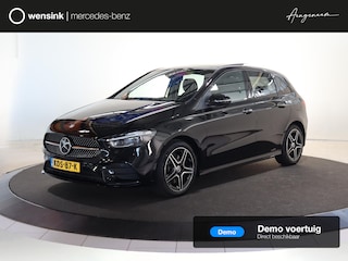Mercedes-Benz B-klasse 250e Business Solution AMG | Panoramaschuifdak | Night | Winter pakket | Trekhaak | Stoelverwarming |