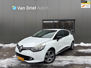 Renault Clio TCe 90 Night&Day / R-Link Navigatie / Parkeersensoren achter!