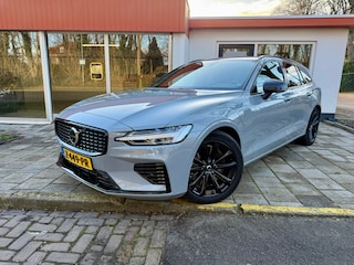 Volvo V60 2.0 T6 Plug-in hybrid AWD Plus Dark