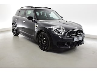 Mini Countryman 2.0 Cooper SE ALL4-PANORAMA-LEDER-HARMANKARDON-CAMERA , schuifdak/ pano, stoelverwarming, elec stoelverst met geheugen, elec koffersluiting, privacyglas, Harman Kardon, cruise, lederbekleding, keyless entry, camera achter, pdc