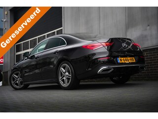 Mercedes-Benz CLA 180 136 pk Business Solution Luxury AMG-Sportpakket / Sfeer-Verl./ Led-Koplamp/ Sport-Stoelen/ Stoel.Verw/ Camera/ 18'' LMV