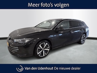 Volkswagen Passat Variant 1.5 eHybrid Business | Design Pakket | Trekhaak | Interieur Pakket |
