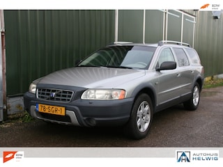 Volvo XC70 2.5 T AUTOMAAT, LEDER, PANORAMADAK, TREKHAAK,
