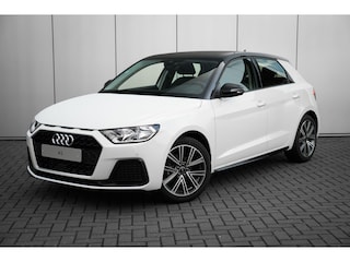 Audi A1 Sportback Advanced edition Parkeersensoren Voor + Achter | LED Achterlichten | Cruise Control | rijstrook assistent | Buitenspiegels elektrisch verstelbaar, verwarmbaar en inklapbaar