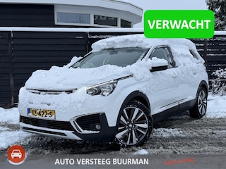 Peugeot 5008 Allure 1.2 PureTech 130PK EAT8 Automaat Navigatie, Achteruitrijcamera, Trekhaak, Cruise Control, Climate Control
