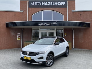 Volkswagen T-Roc 1.5 TSI Sport Nieuwstaat!! | ACC | Led Koplampen | Navigatie | Stoelverwarming | LM Velgen | RIJKLAAPRIJS INCL 12 MAANDEN GARANTIE EN BEURT