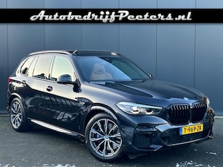 BMW X5 xDrive45e M-sport Pano M-Stoel ACC L-Cockpit LED Sfeerlicht e.Trekhaak