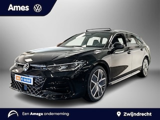 Volkswagen Passat Variant 1.5 150pk eTSI R-Line Edition Achteruitrijcamera | Panoramadak | Navigatiesysteem