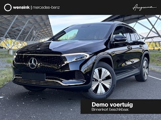 Mercedes-Benz EQA 250+ Business Solution 71 kWh | Panoramadak | Dodehoekassistent | Parkeercamera | Sfeerverlichting | Apple carplay |