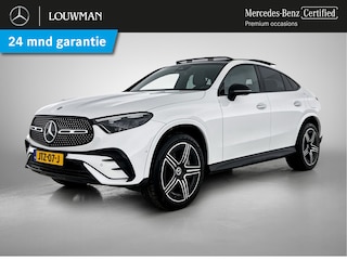 Mercedes-Benz GLC 300 e 4MATIC AMG Nightpakket Plug-In Hybride | Trekhaak | Panoramadak | Alarm | Burmester® | Memory | 360° Camera | Stuur en Stoelverwarming | Inclusief 24 maanden Mercedes-Benz Certified garantie voor Europa.