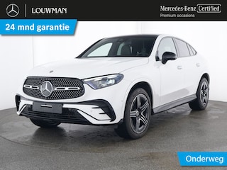 Mercedes-Benz GLC 300 e 4MATIC AMG Nightpakket Plug-In Hybride | Trekhaak | Panoramadak | Alarm | Burmester® | Memory | 360° Camera | Stuur en Stoelverwarming | Inclusief 24 maanden Mercedes-Benz Certified garantie voor Europa.