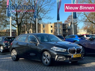 BMW 116d Business Edition Automaat - Navi, Trekhaak afn.