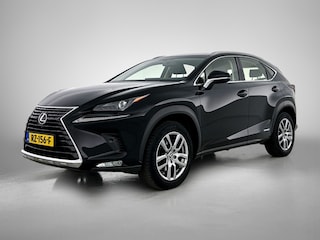 Lexus NX 300h Business Line | Trekhaak tot 650 kg | 18" Licht Metalen Velgen | Stoelverwarming |