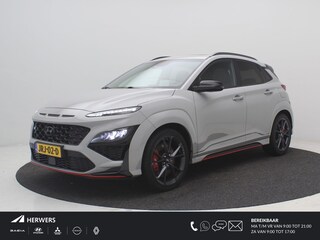 Hyundai Kona 2.0 T-GDI N Performance 280pk DCT8 / Fabrieksgarantie tot 04/2027 / Schuifdak / Dealer Onderhouden / Trekhaak / Limited Slip Diff / Adaptieve Cruise / Adaptieve Onderstel / Stoel & Stuurwielverwarming / Elektr. Stoelen / Stoelventilatie / Navigatie / Camera / Dodehoek Detectie /