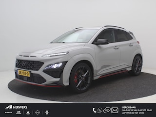 Hyundai Kona 2.0 T-GDI N Performance 280pk DCT8 / Fabrieksgarantie tot 04/2027 / Schuifdak / Dealer Onderhouden / Trekhaak / Limited Slip Diff / Adaptieve Cruise / Adaptieve Onderstel / Stoel & Stuurwielverwarming / Elektr. Stoelen / Stoelventilatie / Navigatie / Camera / Dodehoek Detectie /