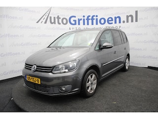 Volkswagen Touran 1.2 TSI Highline BlueMotion nette MPV met trekhaak