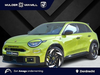 Abarth 600 Scorpionissima 54kWh 280pk | SABELT SPORTSTOELEN |  ADAPTIVE CRUISE | 20" LMV | APPLE CARPLAY / ANDROID AUTO |