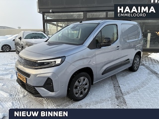 Opel Combo 1.5 BlueHDi 130 Pk Automaat | Climate control | Camera | Parkpilot | Navigatie | Trekhaak | Betimmering | Stuurverwarming | 3-Persoons Uitvoering