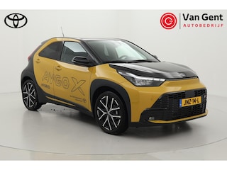 Toyota Aygo Hybrid 115 GR Sport | Navigatie | JBL | Stoelverwarming | Parkeersensoren voor/achter | Apple Carplay / Android Auto | Keyless | 18 inch