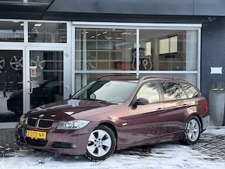 BMW 3-serie Touring 320i CLIMA / CRUISE / STOELVERWARMING