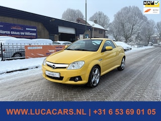 Opel Tigra TwinTop 1.8-16V Temptation NIEUWE APK!