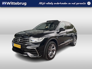 Volkswagen Tiguan 1.5 TSI R-Line Business+ 7p. / Panorama dak / Keyless / Navi / Camera / Stoelverwarming / Virtual Cockpit