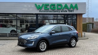 Ford Kuga 2.5 PHEV TITANIUM / Winter pack