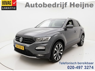 Volkswagen T-Roc TSI 115PK STYLE TREKHAAK/PDC/NAVI/ACC