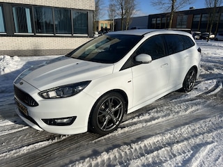 Ford Focus Wagon 1.5 ST-Line 182PK 18INCH SPORTST KEY-LESS
