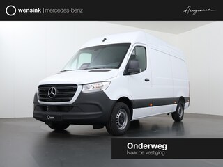 Mercedes-Benz Sprinter 315 | Aut. | L2 H2 | RWD | PRO | 3500 KG. AHW | Airco | Cruise Control | 3500 KG. AHW | Carplay / Android Auto | Dodehoekassistent | Lane-Assist | Multifunctioneel Stuurwiel | 3-zits |