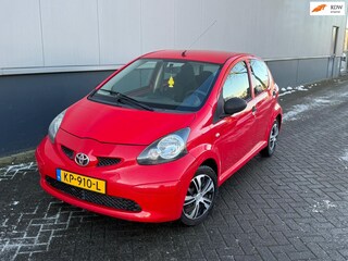 Toyota Aygo 1.0-12V Nieuwe apk Apple carplay