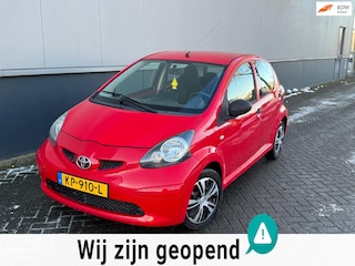 Toyota Aygo 1.0-12V Nieuwe apk Apple carplay
