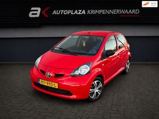 Toyota Aygo 1.0-12V Nieuwe apk Apple carplay