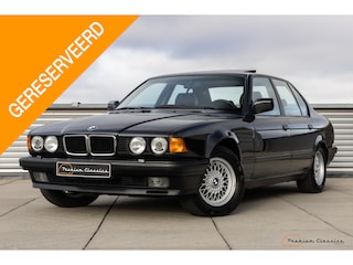 BMW 750i E32 | 75.000KM | Perfect Condition | Sunroof | HiFi