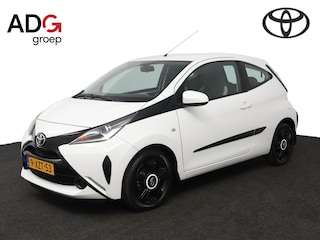 Toyota Aygo 1.0 VVT-i x-play | Automaat | Airco | Lichtmetalen velgen | Bluetooth | Centrale Vergrendeling |