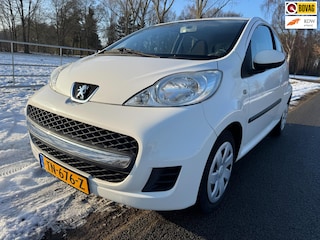 Peugeot 107 1.0-12V XS met airco