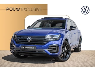 Volkswagen Touareg R 3.0 TSI 462pk 4MOTION | SoH 87% | Panoramadak | Luchtvering | Trekhaak | Achteruitrijcamera | Alarm klasse 3 | Black Style | 22'' LMV