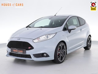 Ford Fiesta ST200 1.6 200pk |dealeronderhouden|navigatie|parkeercamera|cruise control|voor & achterruit verwarming|DAB|stoelverwarming|