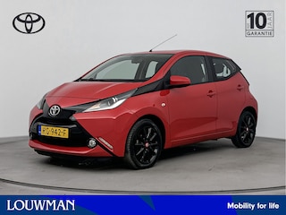 Toyota Aygo 1.0 VVT-i x-play | Parkeercamera | NL-Auto | APK 1-2027 | Lichtmetalen Velgen |